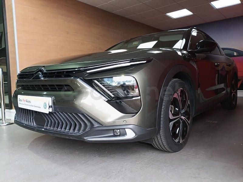 Usado Citroën C5 X Shine 225 CV (165 kW) 2022 Verde Familiar
