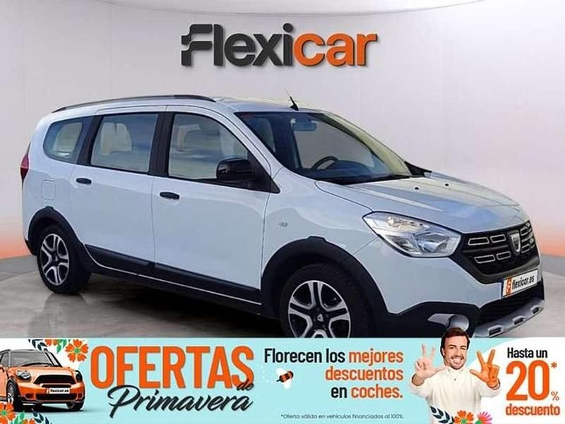 Usado Dacia Lodgy Comfort 116 CV (85 kW) 2021 Blanco Monovolumen