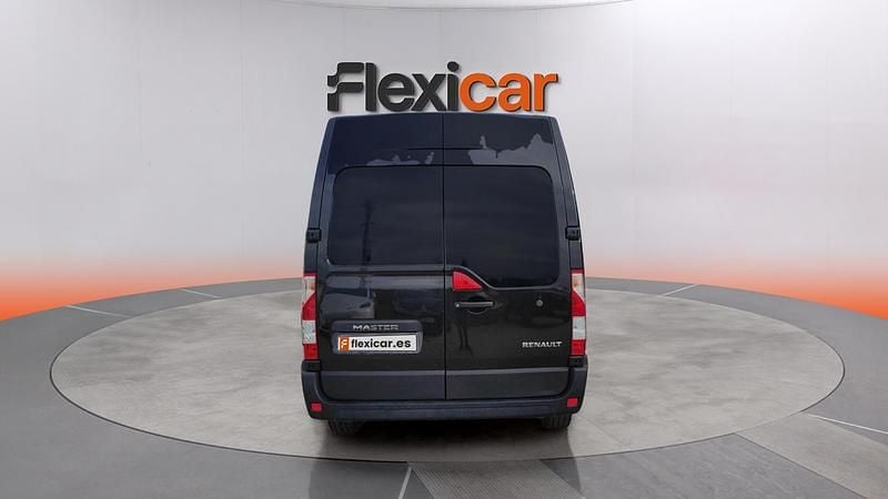 Usado Renault Master 136 CV (100 kW) 2021 Negro Monovolumen