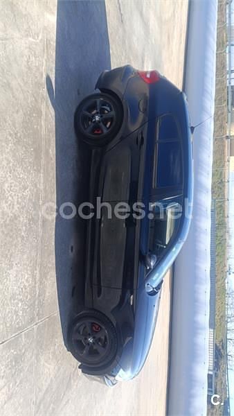 Usado BMW 118 122 CV (89 kW) 2008 Negro Utilitario