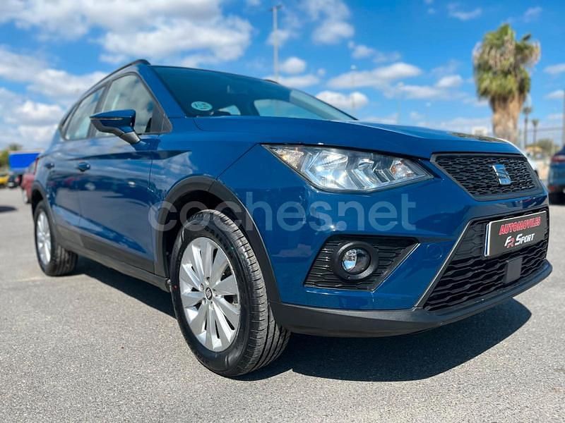 Usado Seat Arona Ecomotive 95 CV (69 kW) 2018 Azul SUV