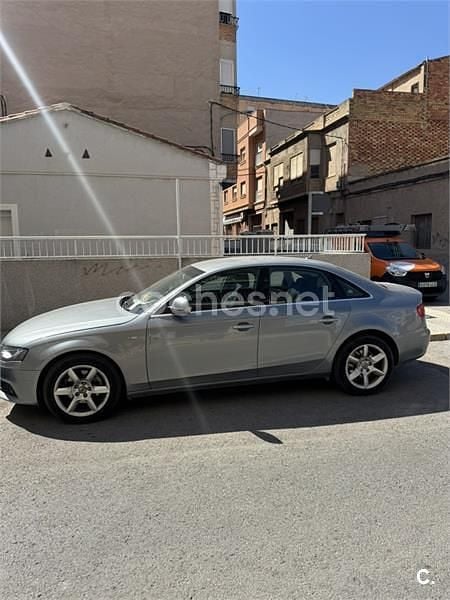 Usado Audi A4 143 CV (105 kW) 2008 Gris / plata Familiar