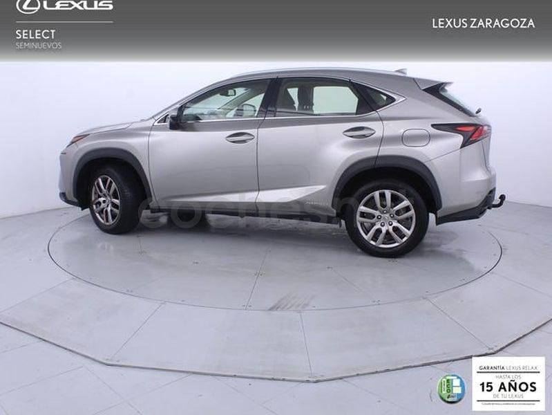 Usado Lexus NX300h Executive Line 197 CV (144 kW) 2015 Gris SUV