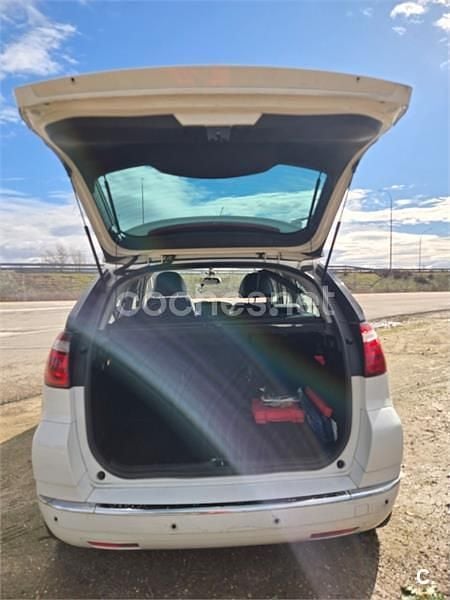 Usado Citroën C4 Picasso Exclusive 150 CV (110 kW) 2011 Blanco Monovolumen
