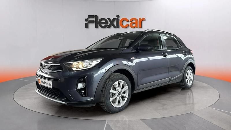 Usado Kia Stonic 84 HP (61 kW) 2018 Azul SUV