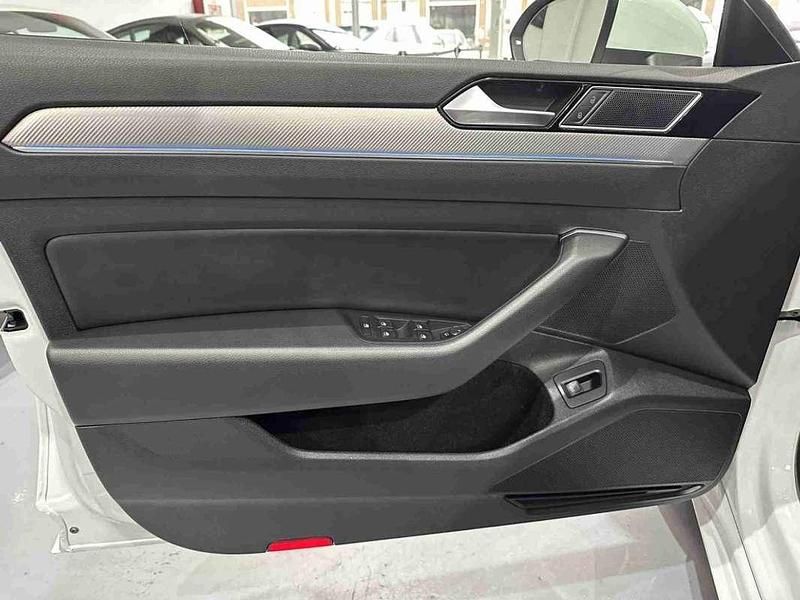 Usado VW Arteon R-line 150 CV (110 kW) 2020 Blanco Coupe