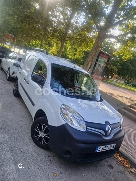 Usado Renault Kangoo 105 CV (77 kW) 2010 Blanco Monovolumen