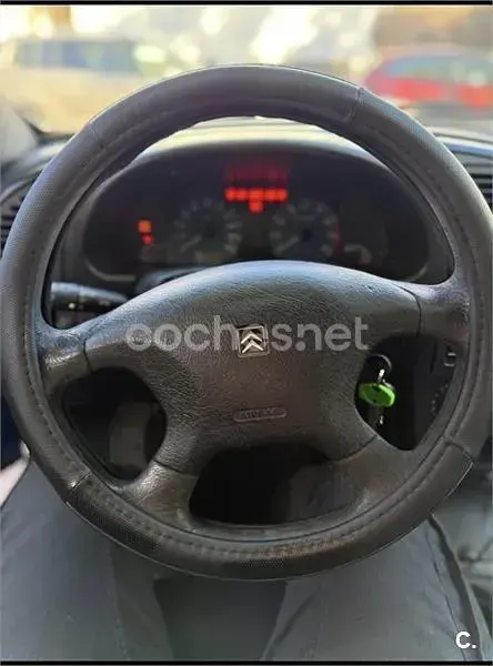 Usado Citroën Xsara 75 CV (55 kW) 2000 Azul Berlina