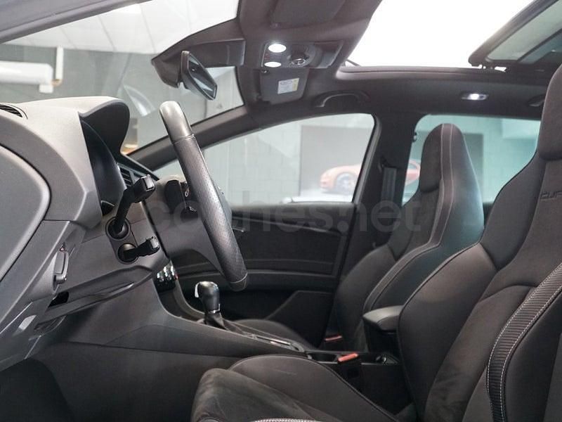 Usado Seat Leon CUPRA 300 CV (220 kW) 2017 Blanco Familiar