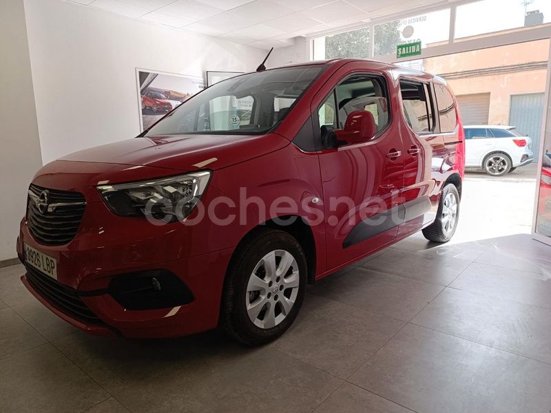 Rojo Usado 2019 Opel Combo Life Selective Monovolumen | 18.990 € (Un poco caro) - Imagen 1/4