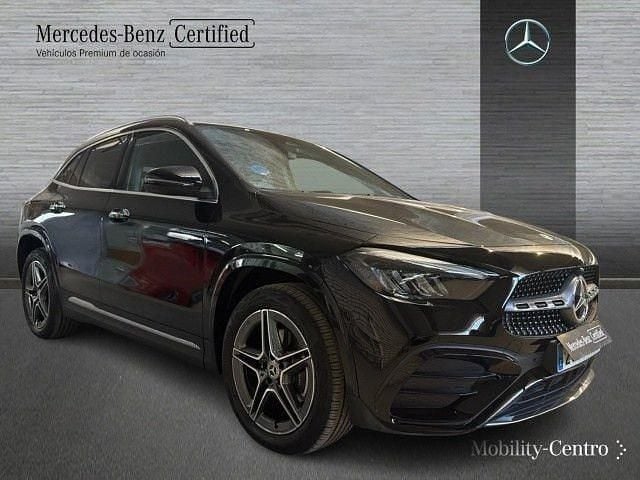 Usado Mercedes GLA250 218 CV (160 kW) 2025 Negro noche SUV