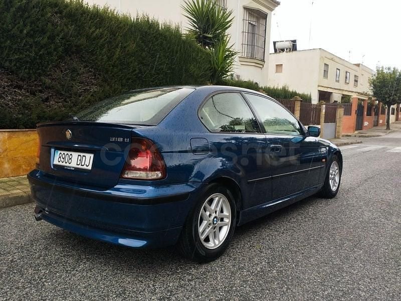 Usado BMW 316 M Sport 115 CV (84 kW) 2005 Azul Berlina