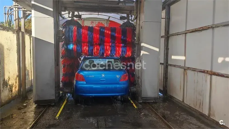 Usado Peugeot 307 110 CV (80 kW) 2002 Azul Berlina