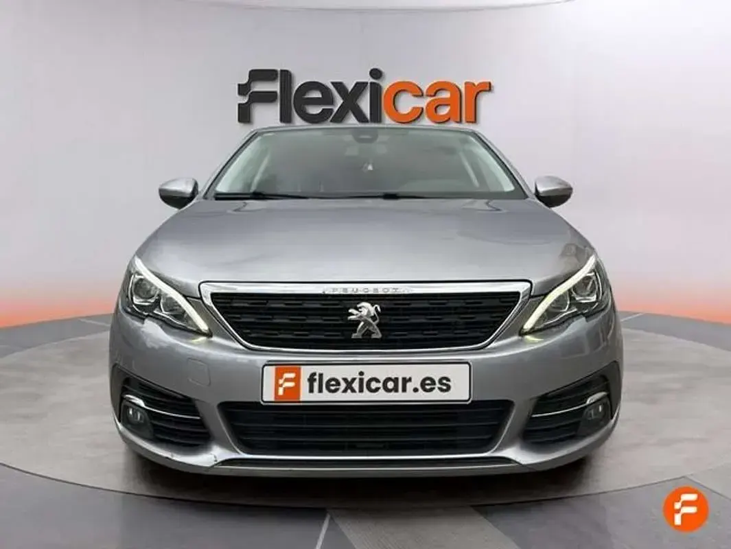 Usado Peugeot 308 SW Active 100 CV (73 kW) 2018 Gris Familiar