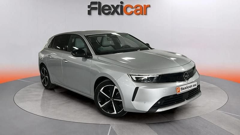 Usado Opel Astra Edition 131 CV (96 kW) 2023 Gris Berlina