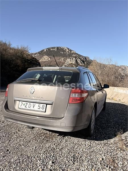 Gris / plata Usado 2008 Renault Laguna III Dynamique Familiar | 2250 € (Buen precio) - Imagen 1/4