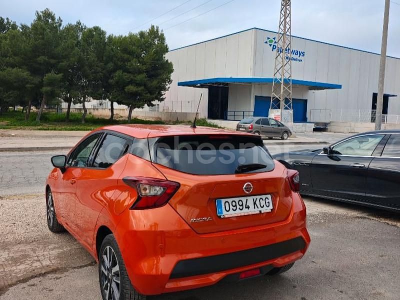 Usado Nissan Micra Acenta 71 CV (52 kW) 2017 Naranja Utilitario