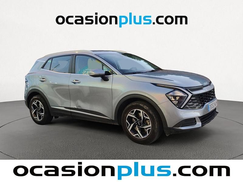 Usado Kia Sportage 136 CV (100 kW) 2023 Gris / plata SUV