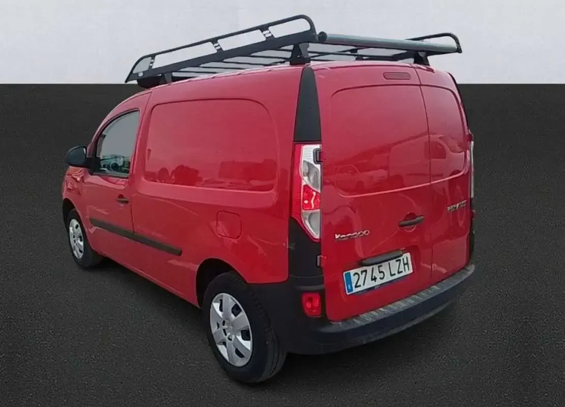 Usado Renault Kangoo 44 kW (60 CV) 2022 Rojo Monovolumen