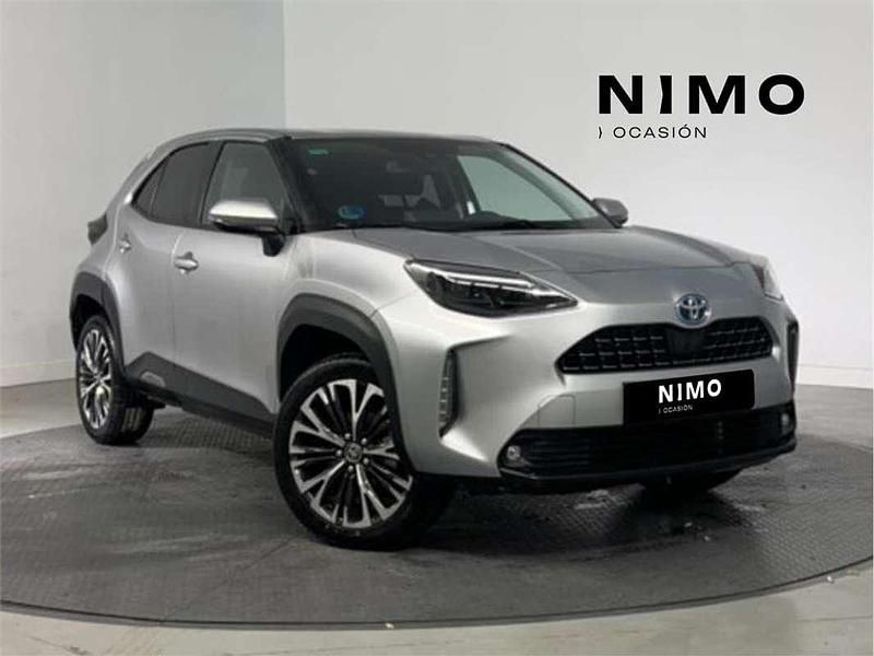 Usado Toyota Yaris Cross Active 116 CV (85 kW) 2022 Gris ágata SUV