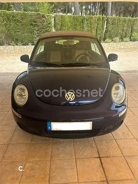 Usado VW New Beetle 115 CV (84 kW) 2006 Azul Utilitario