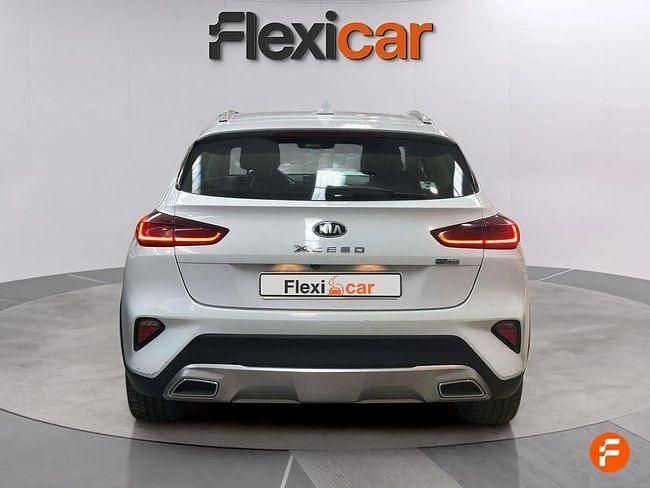 Usado Kia XCeed 141 CV (103 kW) 2021 Blanco SUV