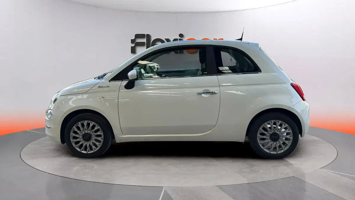 Usado Fiat 500 Dolcevita 70 CV (51 kW) 2023 Blanco Berlina