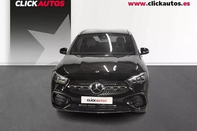 Usado Mercedes GLA200 AMG line 150 CV (110 kW) 2024 SUV