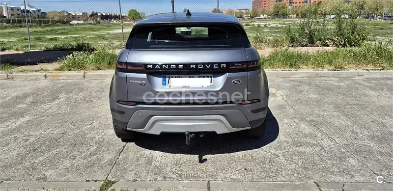 Usado Land Rover Range Rover evoque HSE 150 CV (110 kW) 2020 Gris / plata SUV