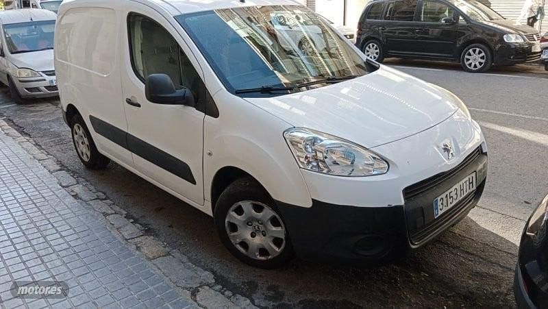 Blanco Usado 2013 Peugeot Partner Van | 4000 € - Imagen 1/4