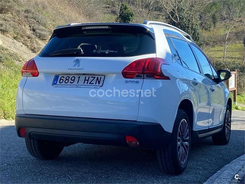 Käytetty Peugeot 2008 Access 82 HP (60 kW) 2014 Valkoinen Katumaasturi
