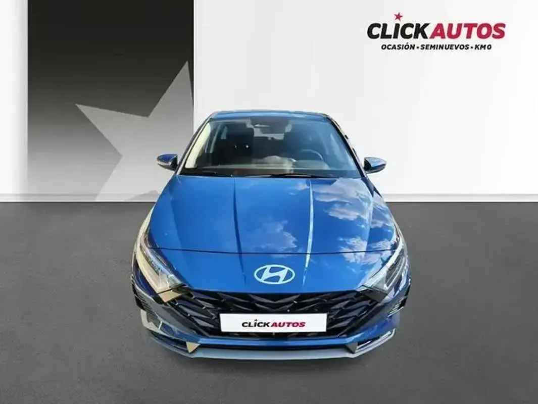 Usado Hyundai i20 101 CV (74 kW) 2025 Azul Utilitario