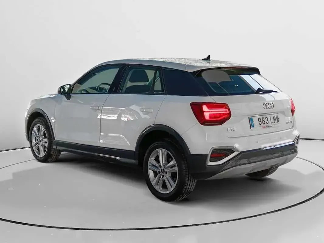 Usado Audi Q2 Advanced 150 CV (110 kW) 2021 Blanco SUV