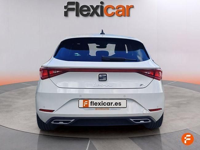 Usado Seat Leon FR 150 CV (110 kW) 2022 Blanco