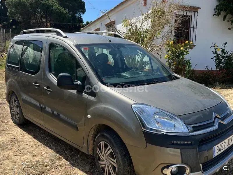 Usado Citroën Berlingo Seduction 92 CV (67 kW) 2015 Beige Monovolumen