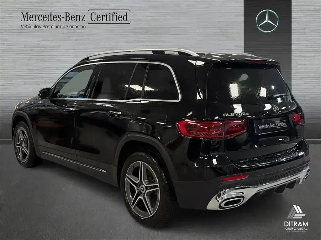 Usado Mercedes GLB200 150 CV (110 kW) 2024 Negro SUV