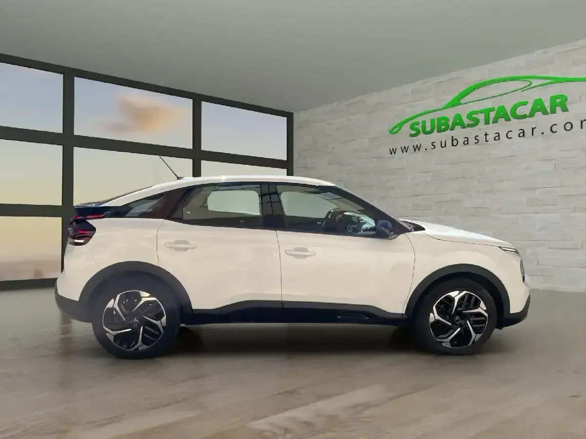 Używany Citroën C4 Feel 130 KM (95 kW) 2021 Biały