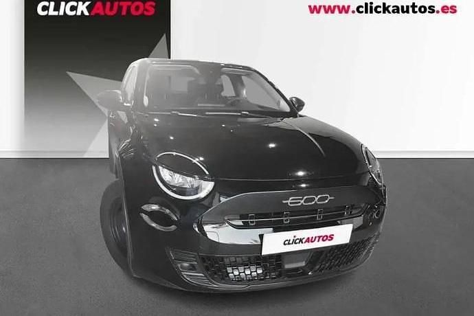 Usado Fiat 600 100 CV (73 kW) 2025 SUV