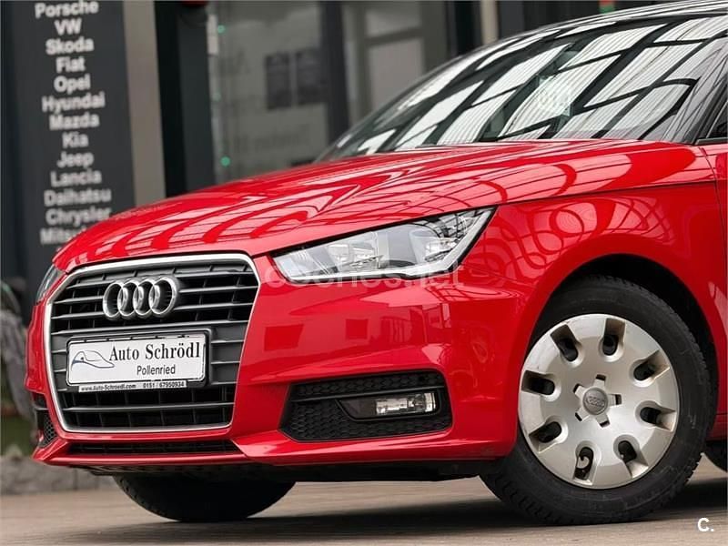 Usado Audi A1 Sportback Design 95 CV (69 kW) 2018 Rojo Utilitario
