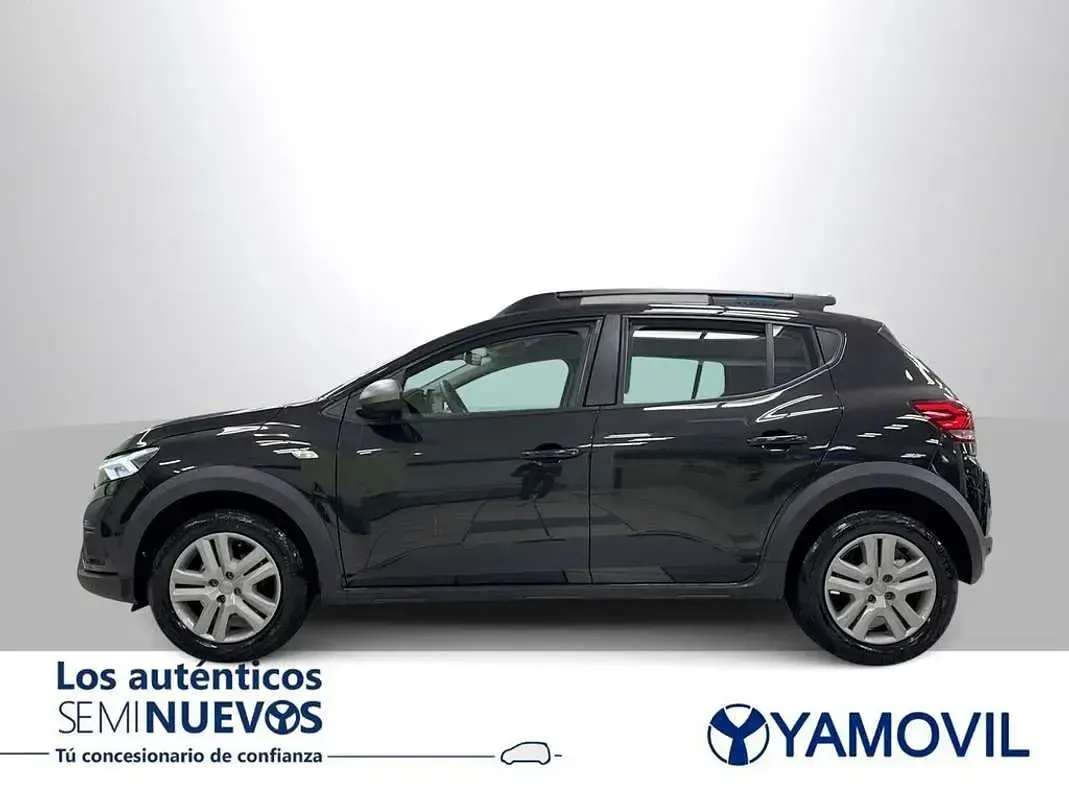 Usado Dacia Sandero Expression 101 CV (74 kW) 2023 Negro Utilitario