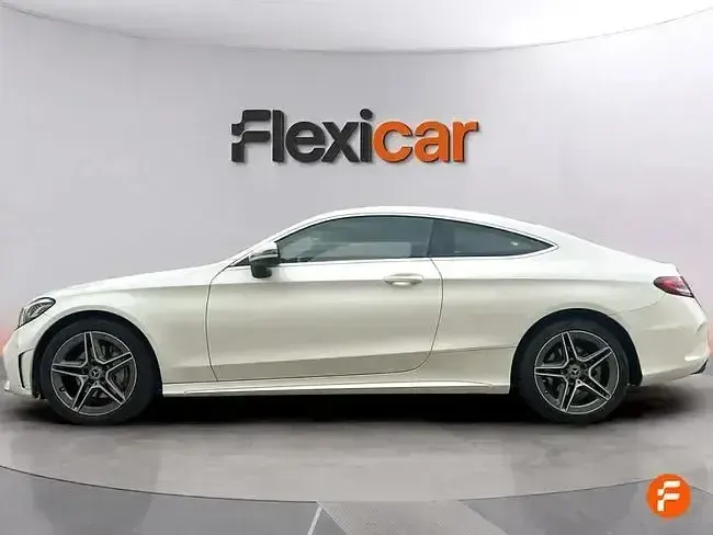 Usado Mercedes C220 194 CV (142 kW) 2020 Blanco Coupe