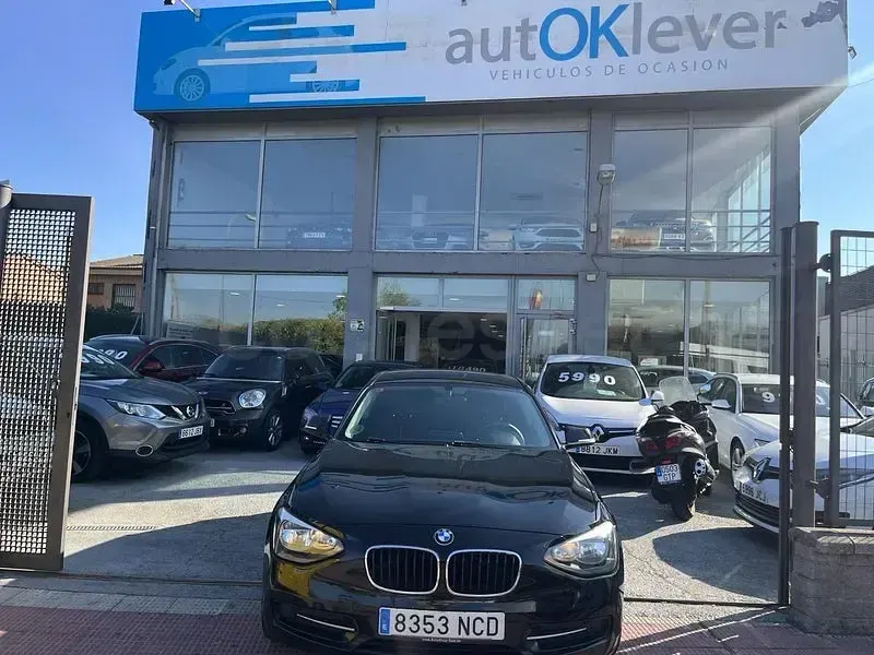 Usado BMW 116 Comfort Edition 136 CV (100 kW) 2012 Negro Utilitario
