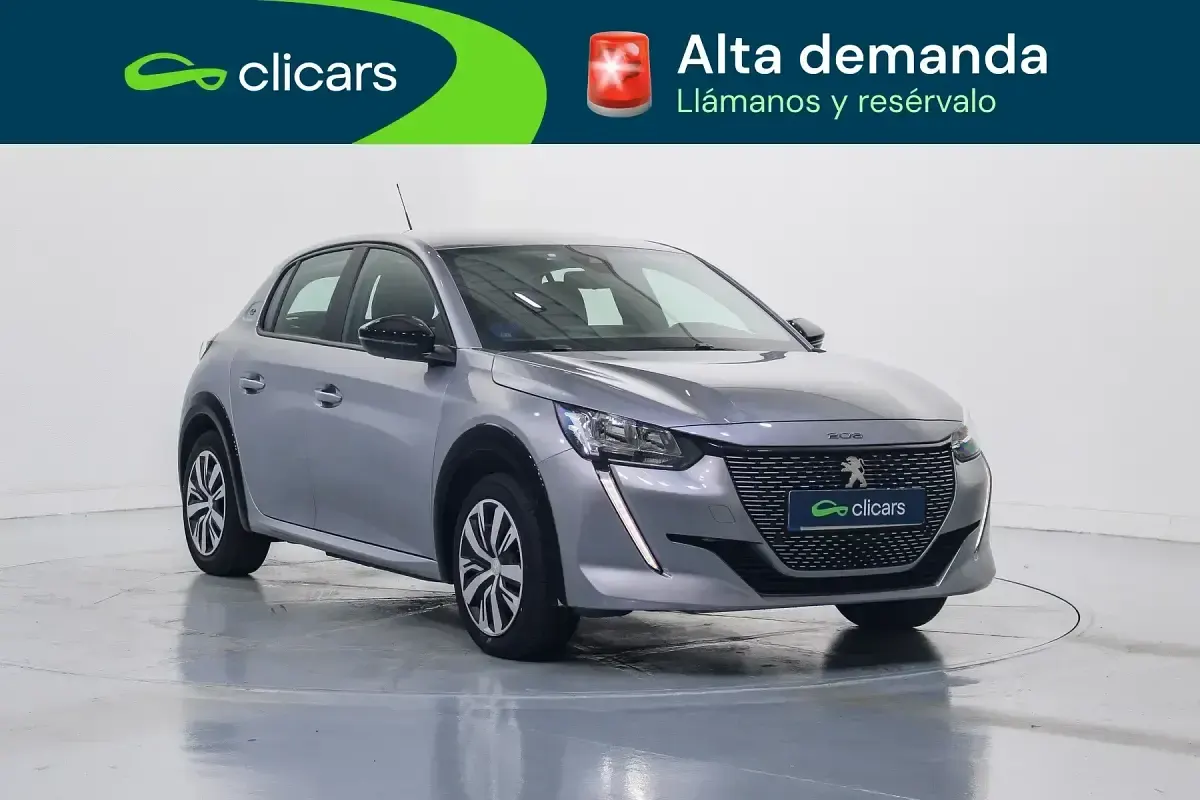 Usado Peugeot e-208 Active 100 kW (136 CV) 2023 Gris Utilitario