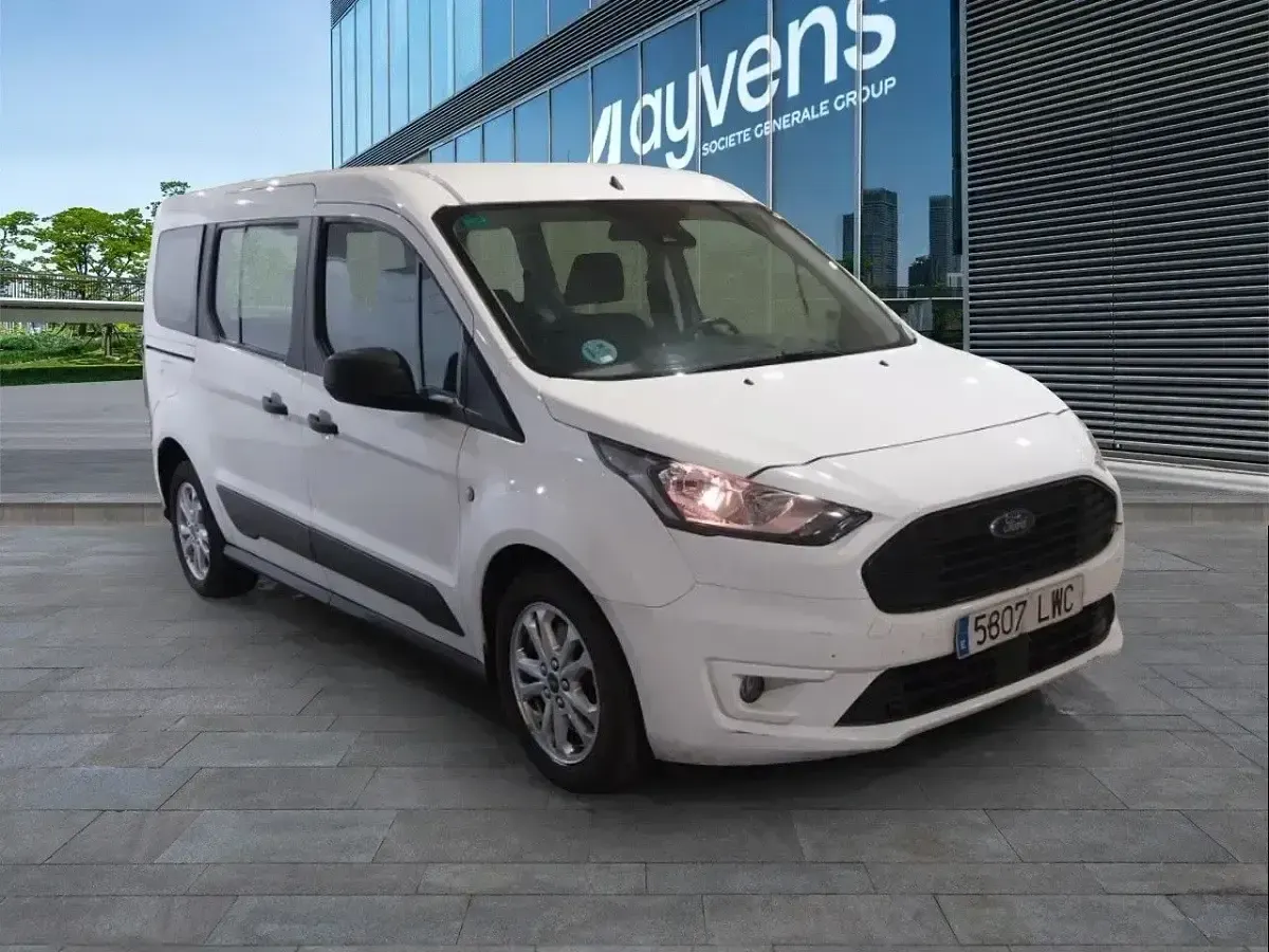 Usado Ford Tourneo Connect Trend 101 CV (74 kW) 2022 Blanco Monovolumen