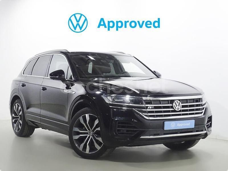 Negro Usado 2019 VW Touareg R-line SUV | 47.900 € (Precio justo) - Imagen 1/4