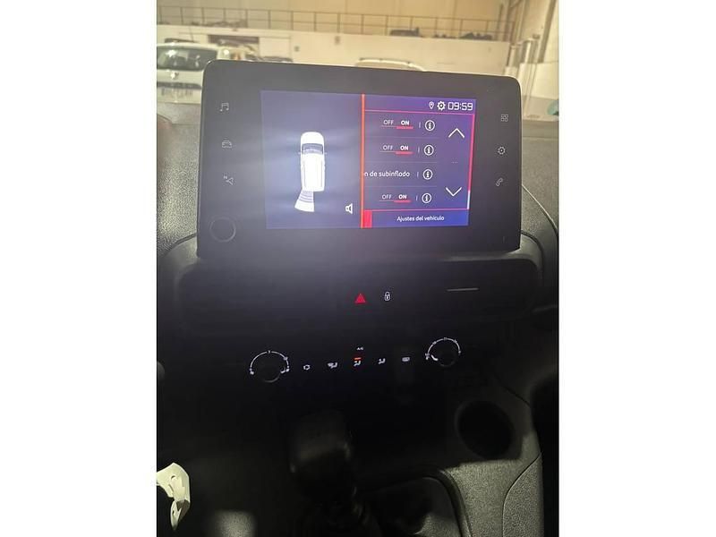 Usado Citroën Berlingo Live 102 CV (75 kW) 2023 Blanco Monovolumen