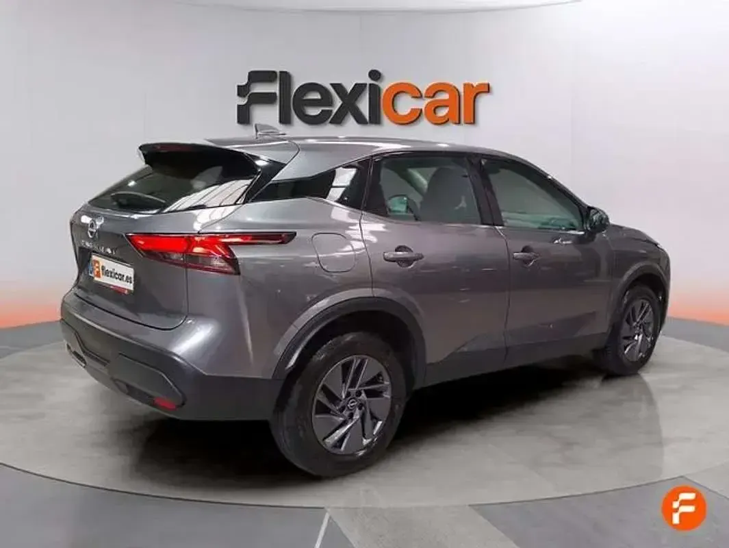 Usado Nissan Qashqai Acenta 140 CV (102 kW) 2024 Gris SUV