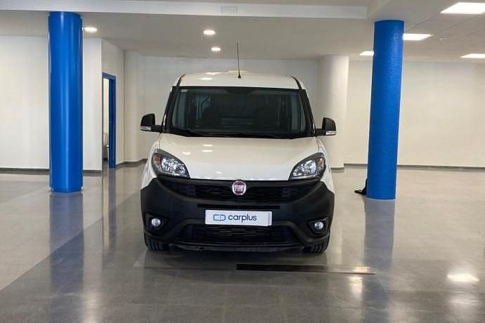 Usado Fiat Doblò 95 CV (69 kW) 2020 Monovolumen