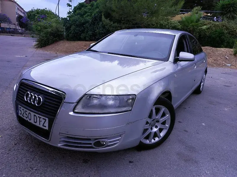 Usado Audi A6 140 CV (102 kW) 2006 Gris / plata Berlina
