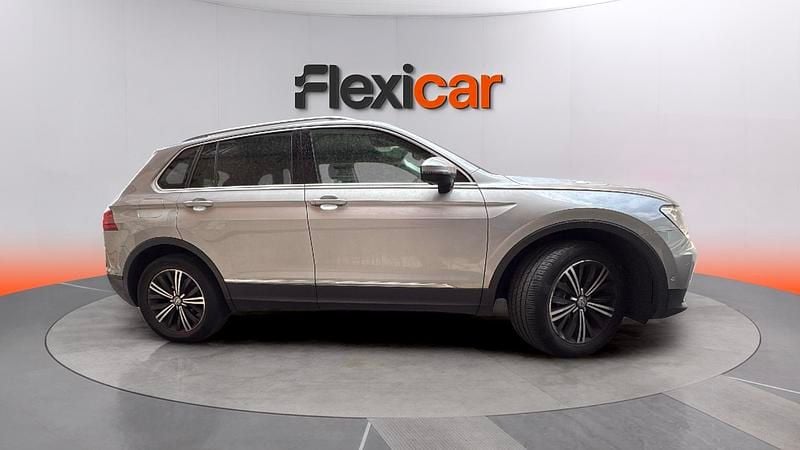 Usado VW Tiguan Advance 150 CV (110 kW) 2016 Gris SUV